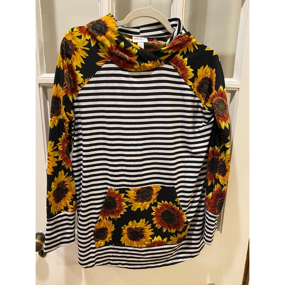 Sunflower Stripes Lularoe Amber Size Large— Marshmallow Material!